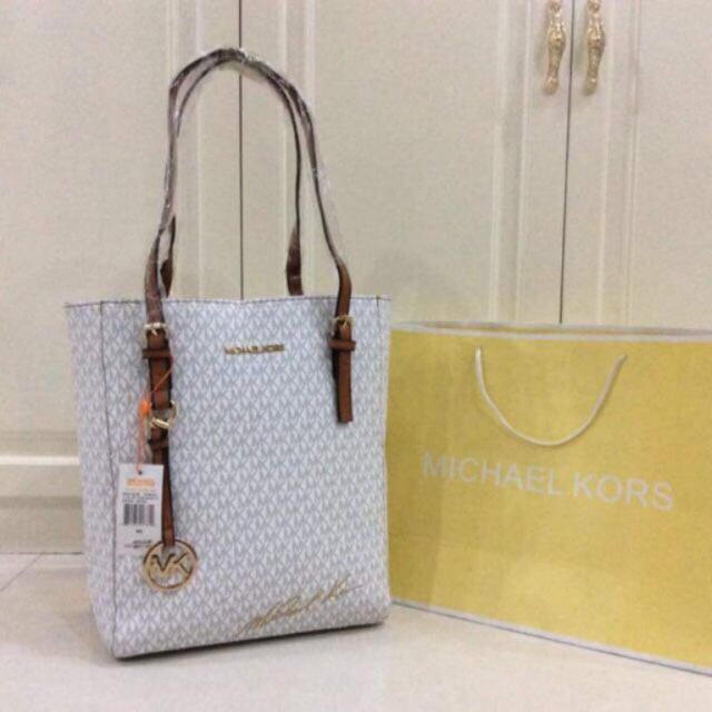 mk ladies bag