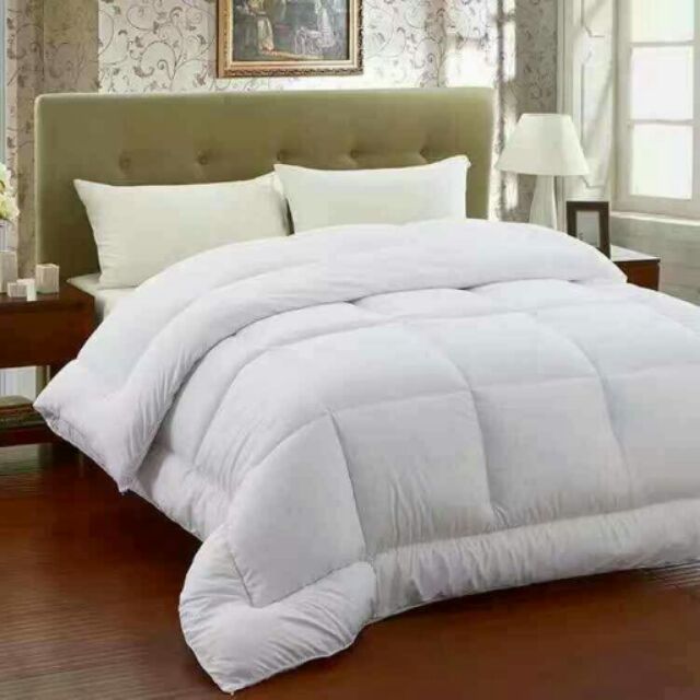 Thick White Comforter P1100 Double P1400 Queen P1800 King