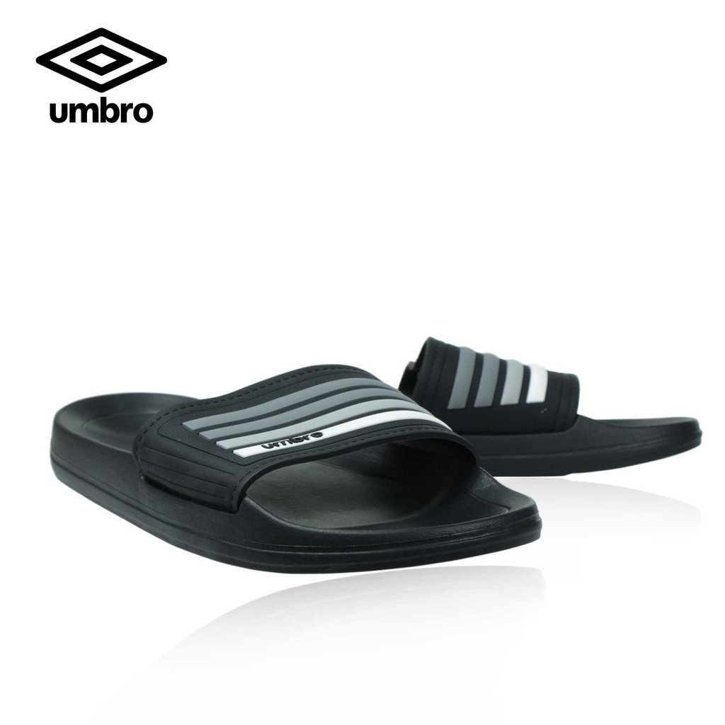 umbro flip flops