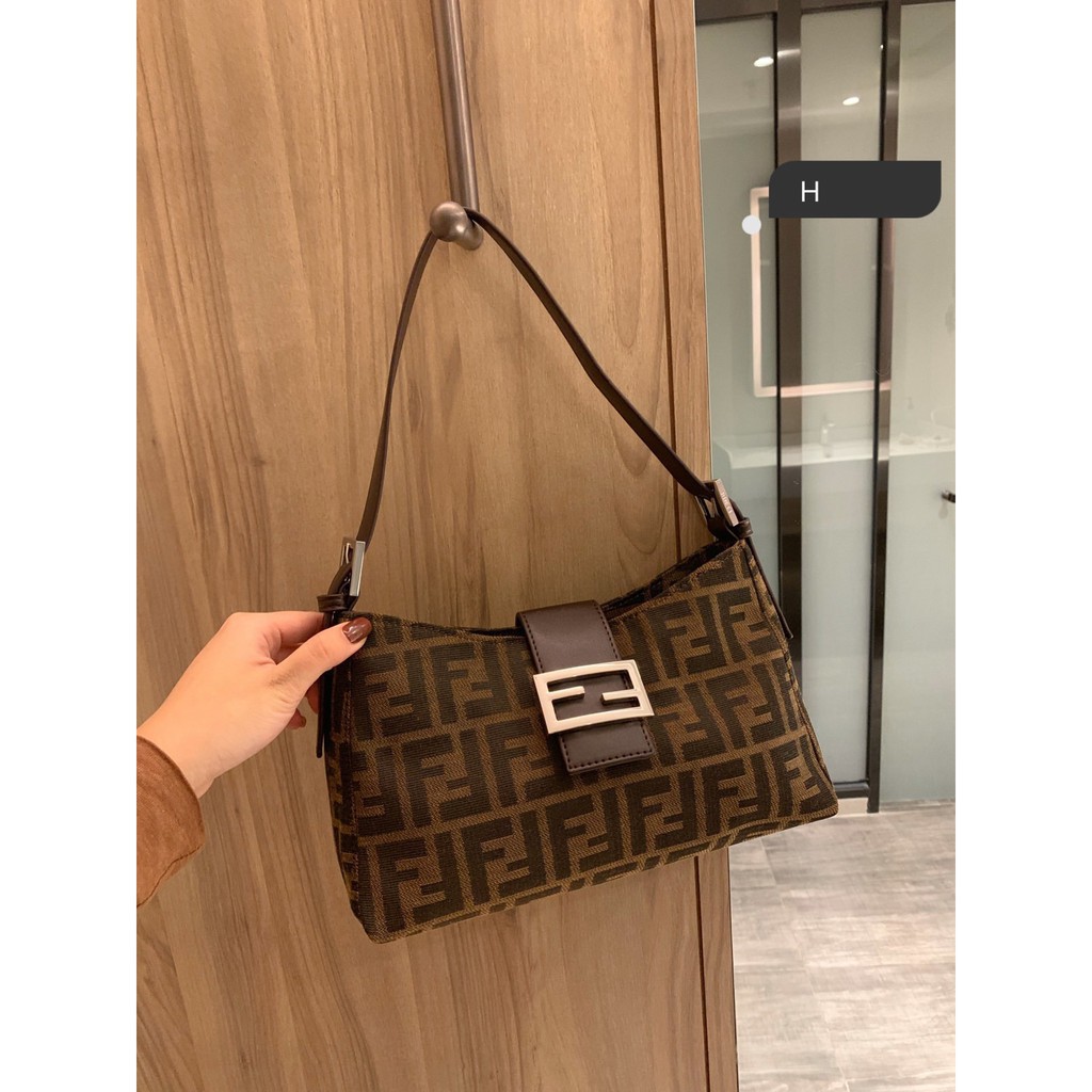 shoulder bag fendi