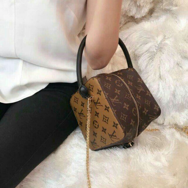louis vuitton new square bag