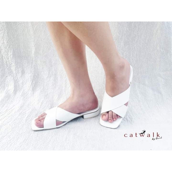 catwalk slippers