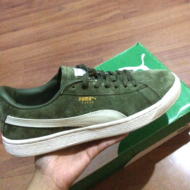 green suede puma shoes