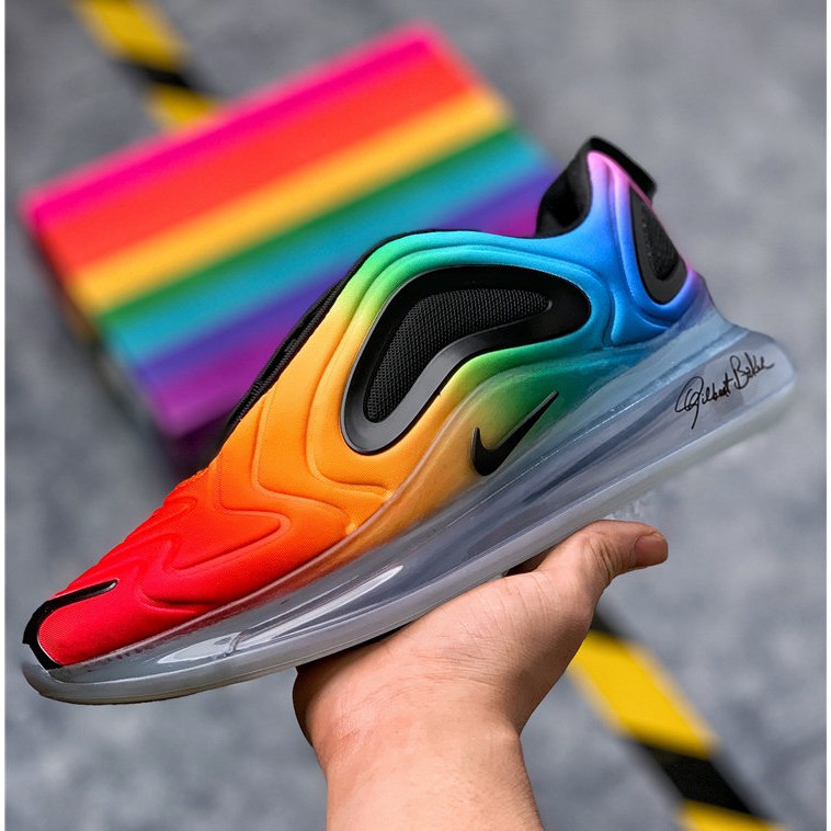 nike 720 multicolor