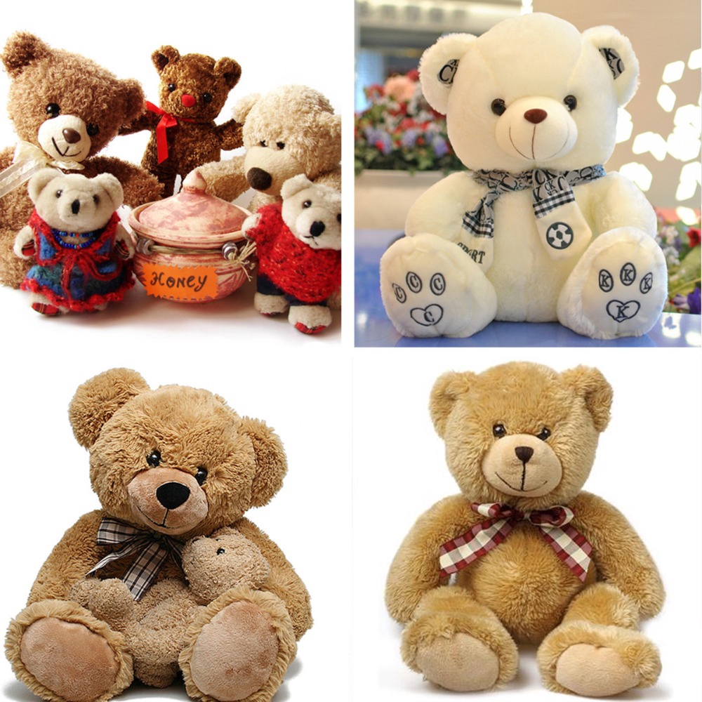 set of teddy bears