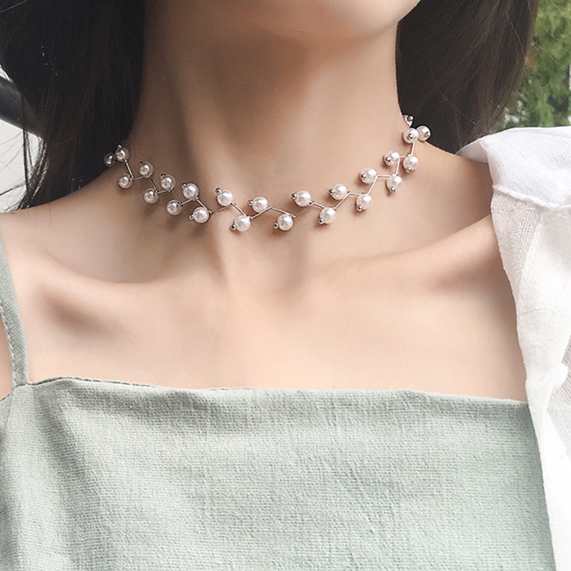 Exquisite Fashion Simple Short Necklace Imitation Pearl Gold Silver Clavicle Chain Elegant 7081