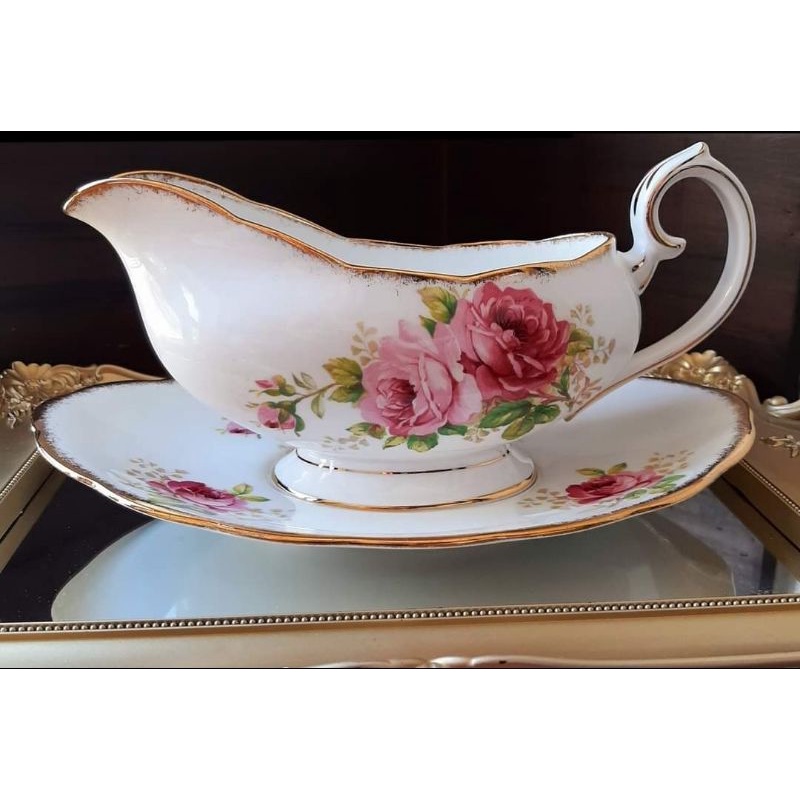ROYAL ALBERT AMERICAN BEAUTY LARGE GRAVY BOAT WITH UNDERPLATE Shopee