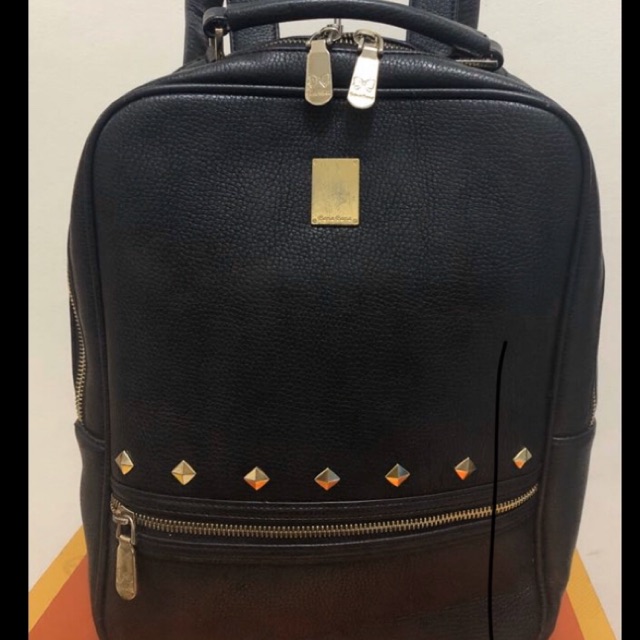 lulu castagnette leather backpack