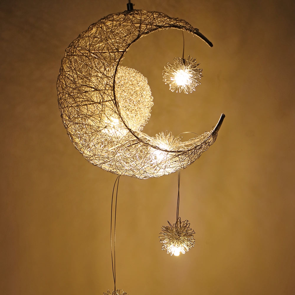 childs bedroom lamp