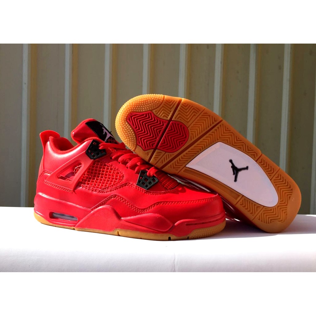 red and gum jordan 4