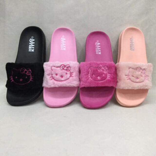 hello kitty slippers adults