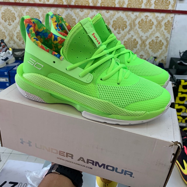 curry 7 sour patch lime