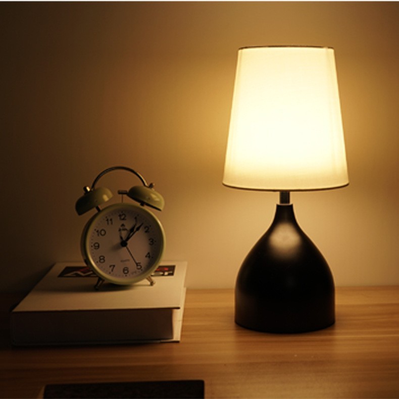 Nordic style LED desk lamp full touch switch desk lamp metal base cloth lampshade desk lamp