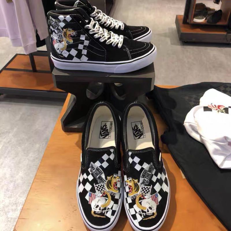 vans slip on vans