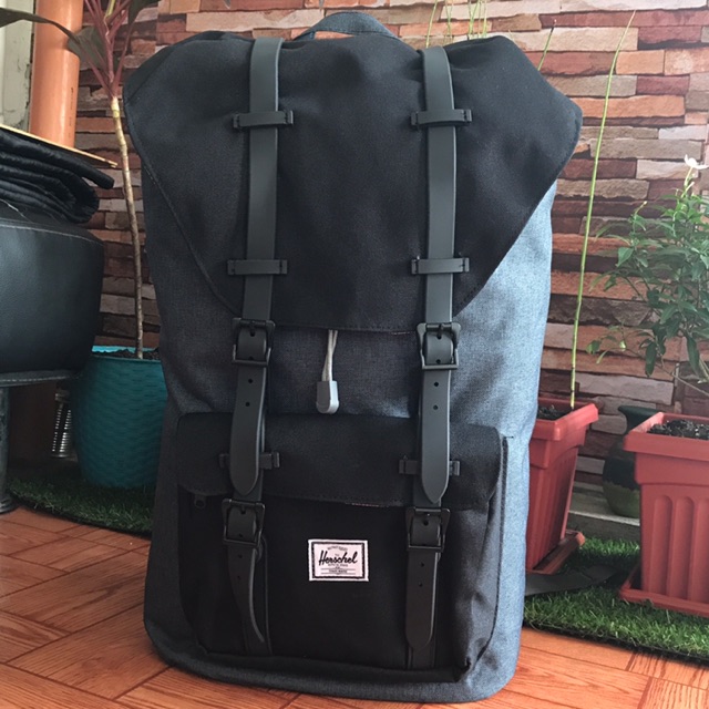 herschel little america waterproof