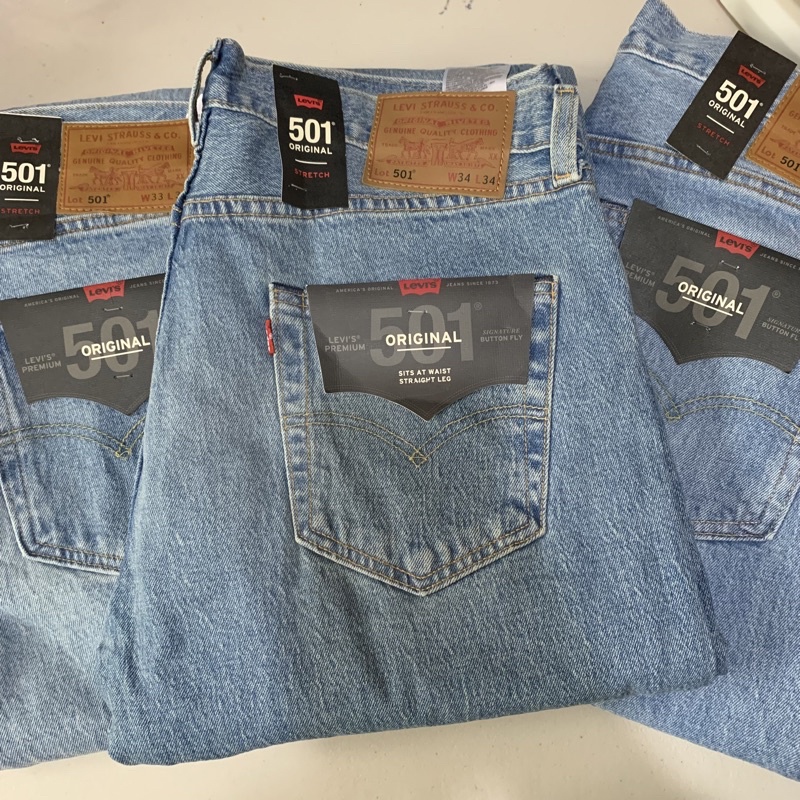 LEVIS 501 BUTTONS FLY PADED Blue avaialble size 33,34,36 | Shopee  Philippines