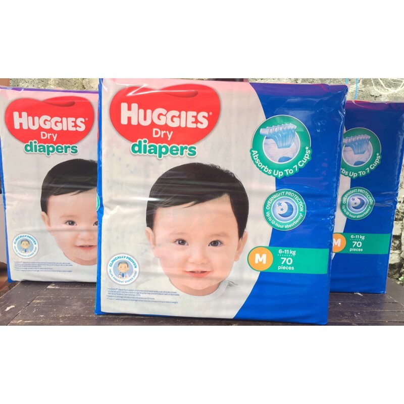 Huggies medium tape 70pcs | Shopee Philippines