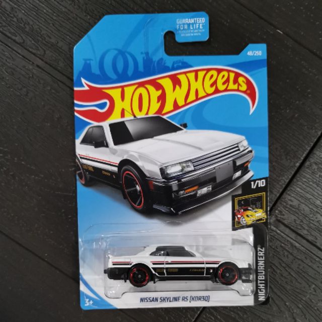 nissan skyline rs kdr30 hot wheels