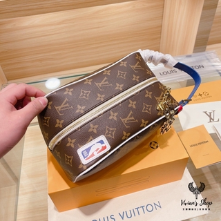 lv nba cloakroom dopp kit