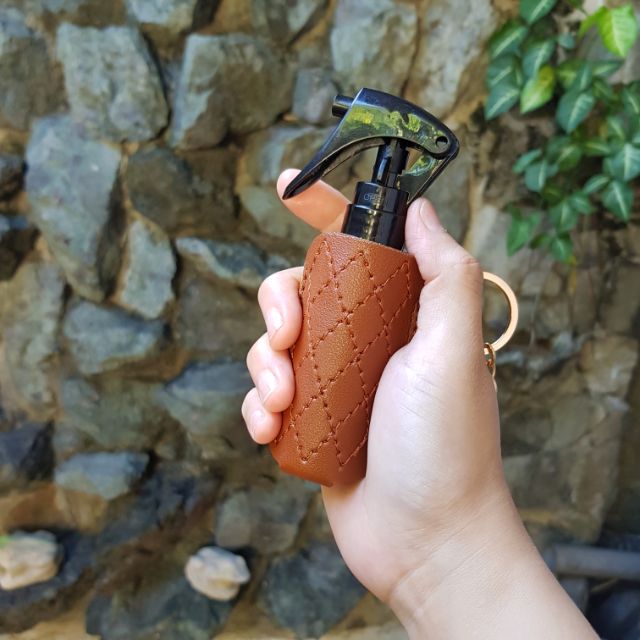 Two Tone On The Go Spray Bottle Holder In Lanyard Shopee Philippines