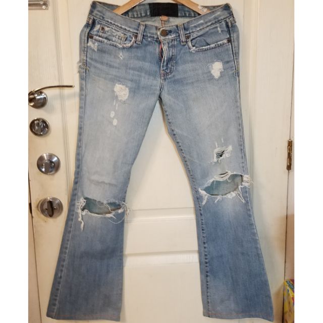 abercrombie & fitch ripped jeans