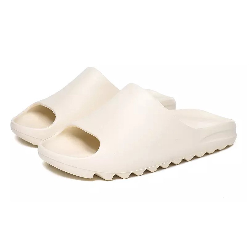 yeezy chunky slippers