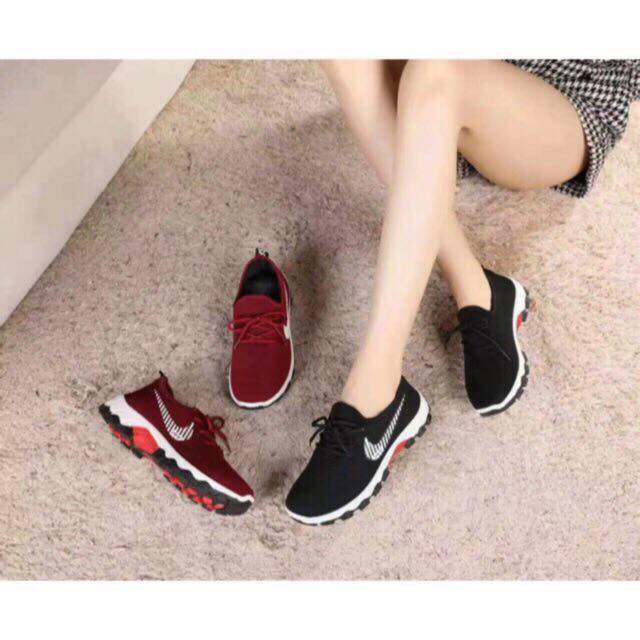 rubber shoes for ladies nike