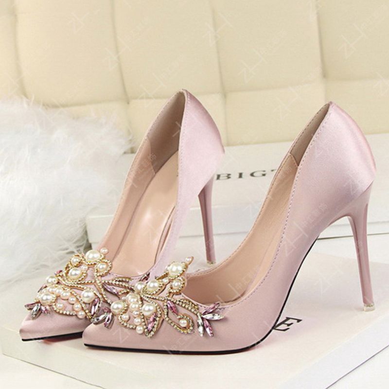 pearl bridal shoes