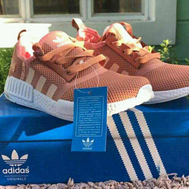 womens adidas nmd shoes