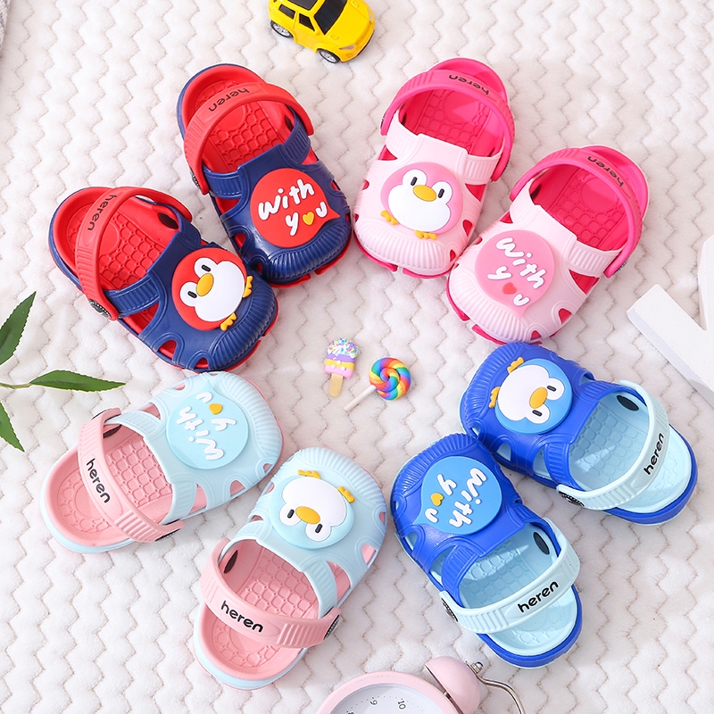 crocs baby slippers