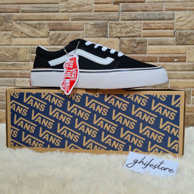 vans strap shoes men