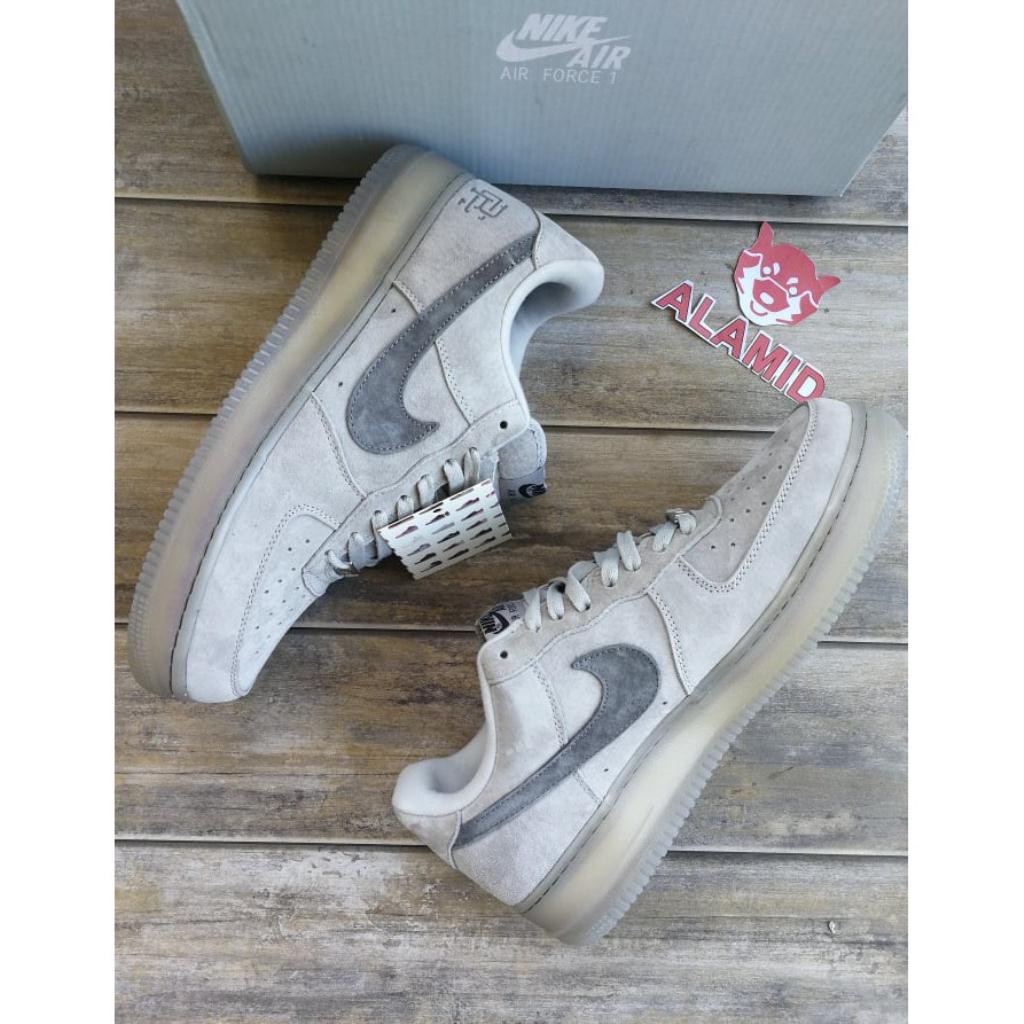 nike air force 1 lv8 champs