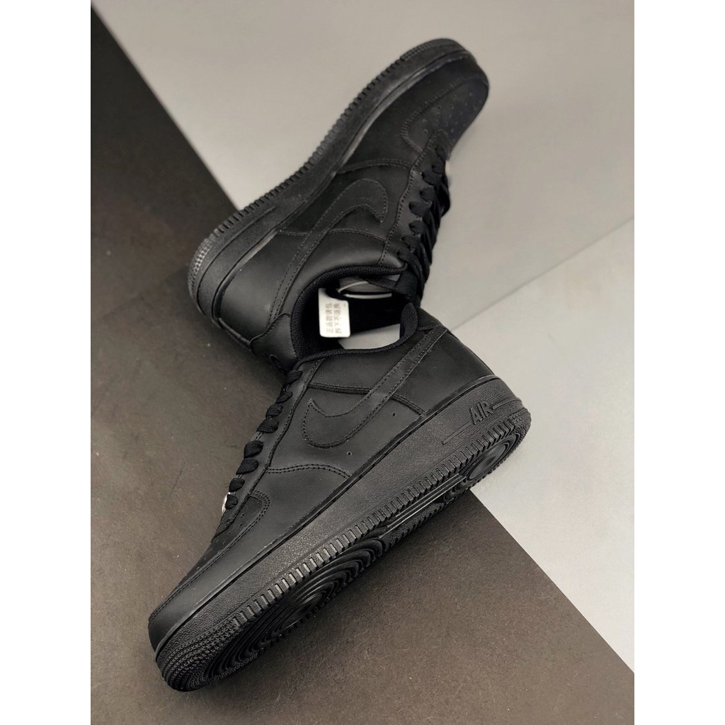 black low top air force 1