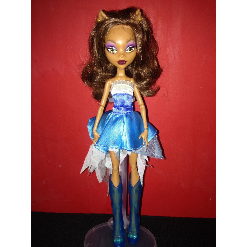 monster high dolls clawdeen