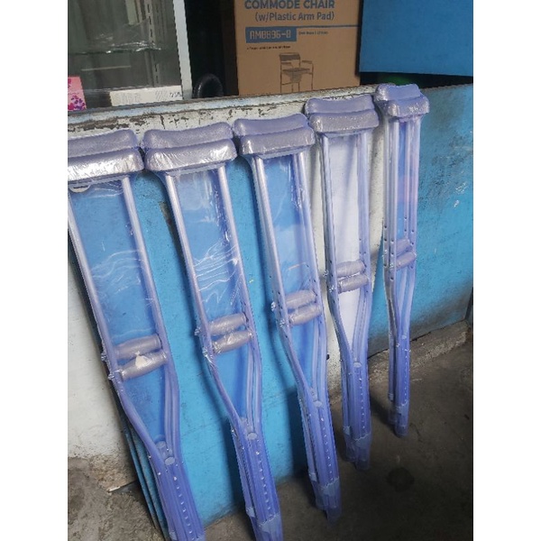 STANDARD SIZE CRUTCHES Shopee Philippines