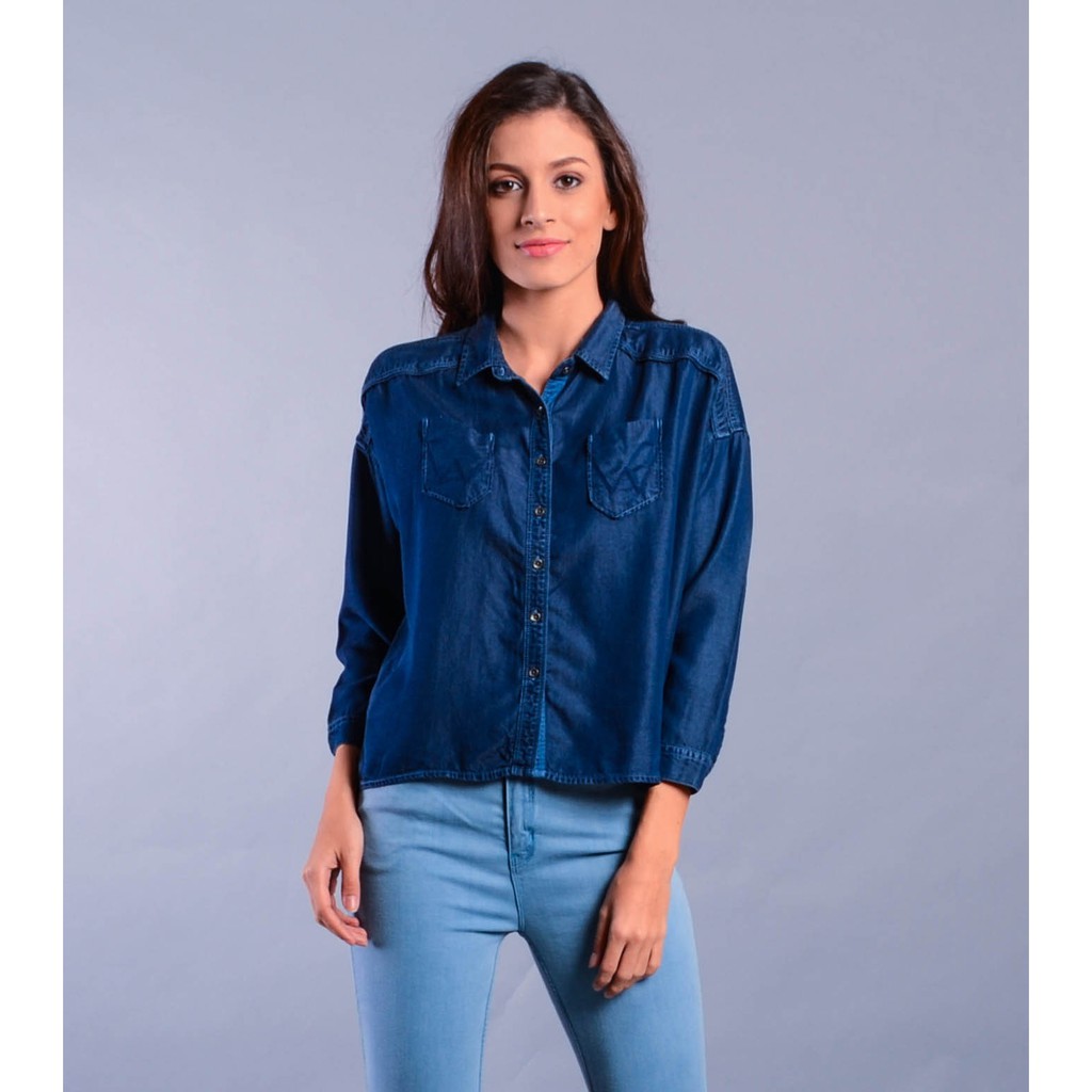 jeans with long sleeve shirt