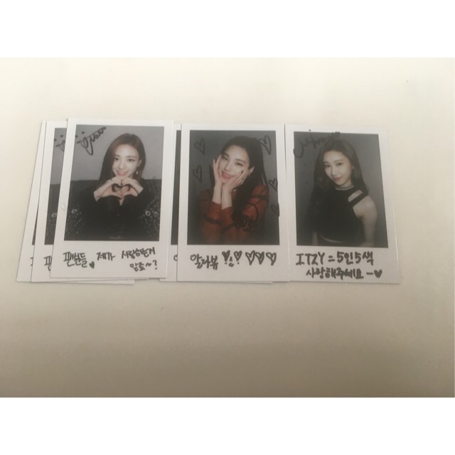 Itzy Pre Order Photocards - itzy 2020