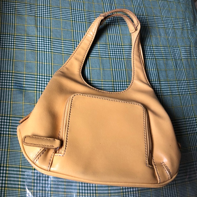 nine west yellow purse