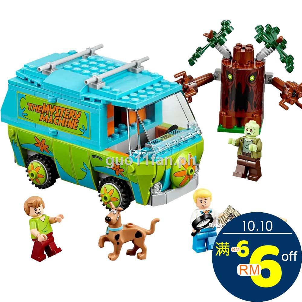 scooby doo mystery machine and figures