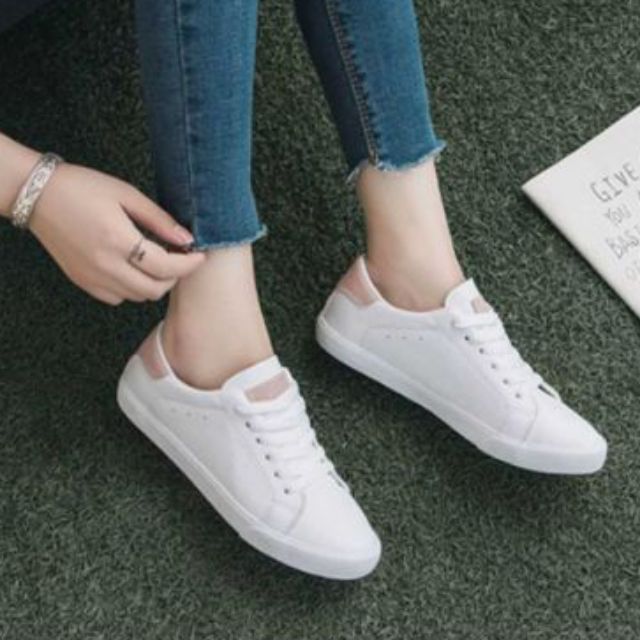 womens casual footwear