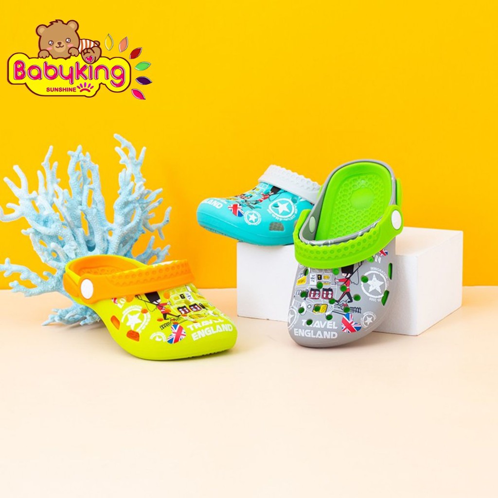 Japanese Aiueo SoldierShaped crocs Slippers, Sandals, Plastic Shoes