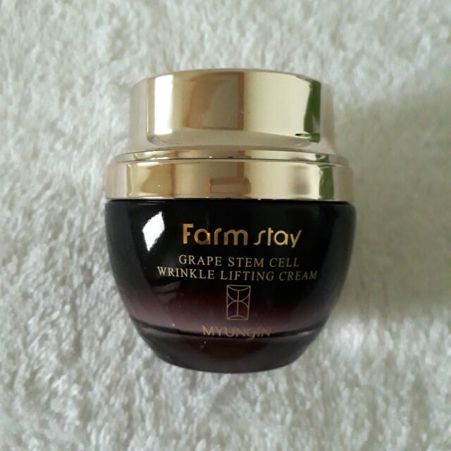 farmstay grape stem cell wrinkle lifting cream