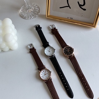 Vintage Small Round Dail Leather Watch Women Wristwatch Casual Fashion Relo