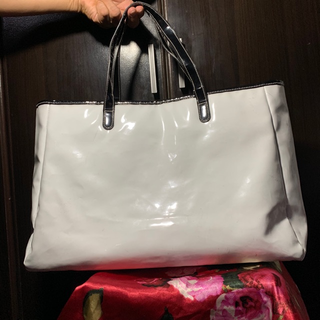 saks fifth avenue bags totes