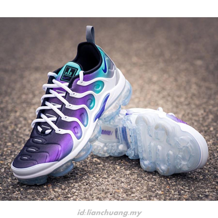 purple running shoes nike