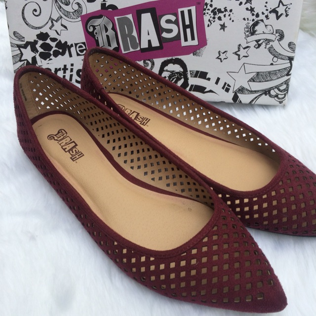 payless pointed toe flats