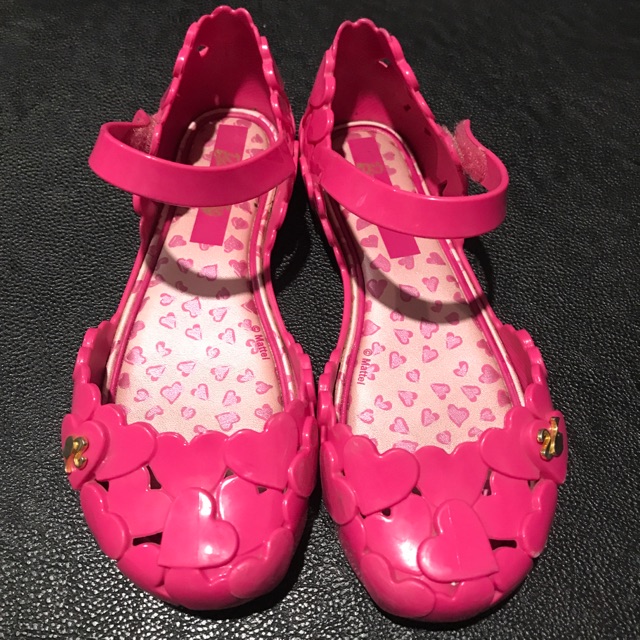 grendene barbie shoes