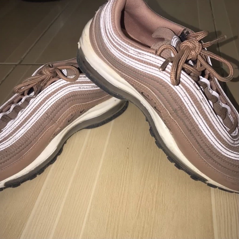 nike air max overbranded