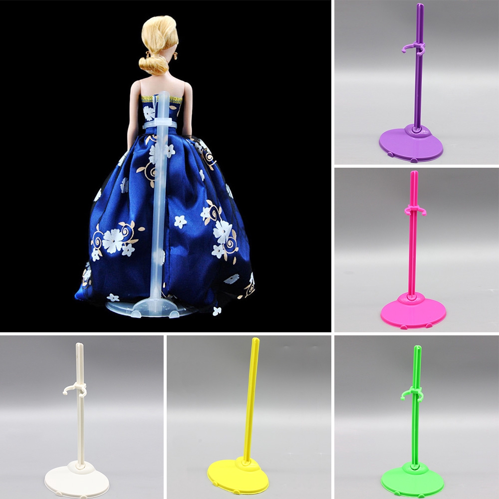 plastic barbie doll stands