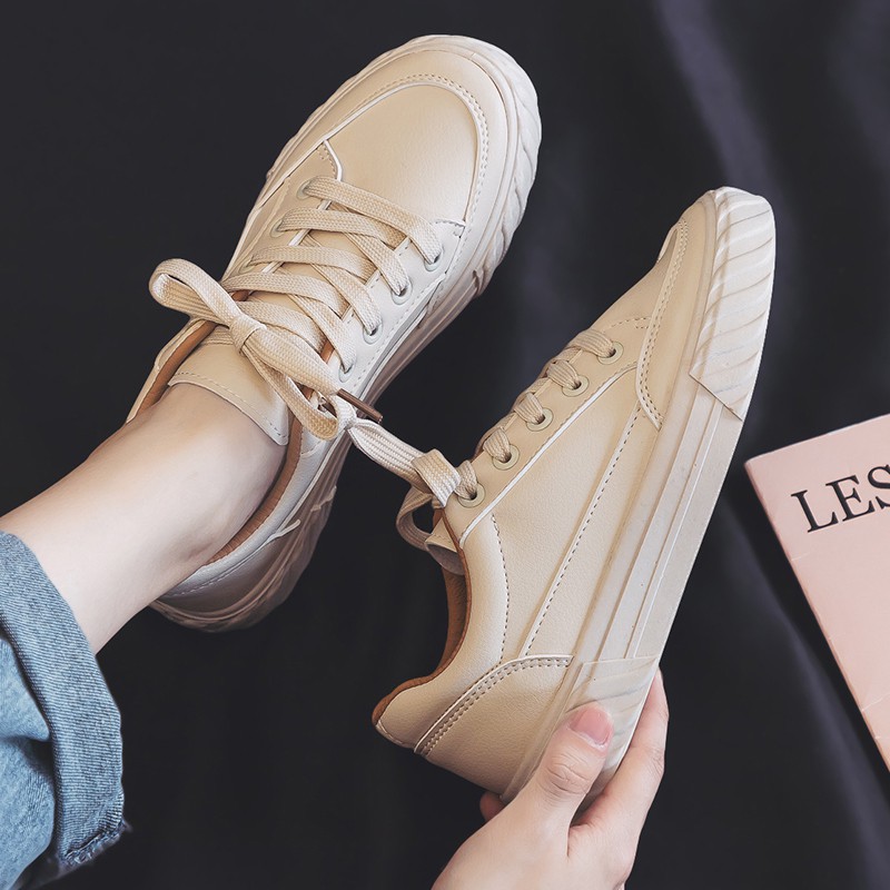 large and wide womens shoes